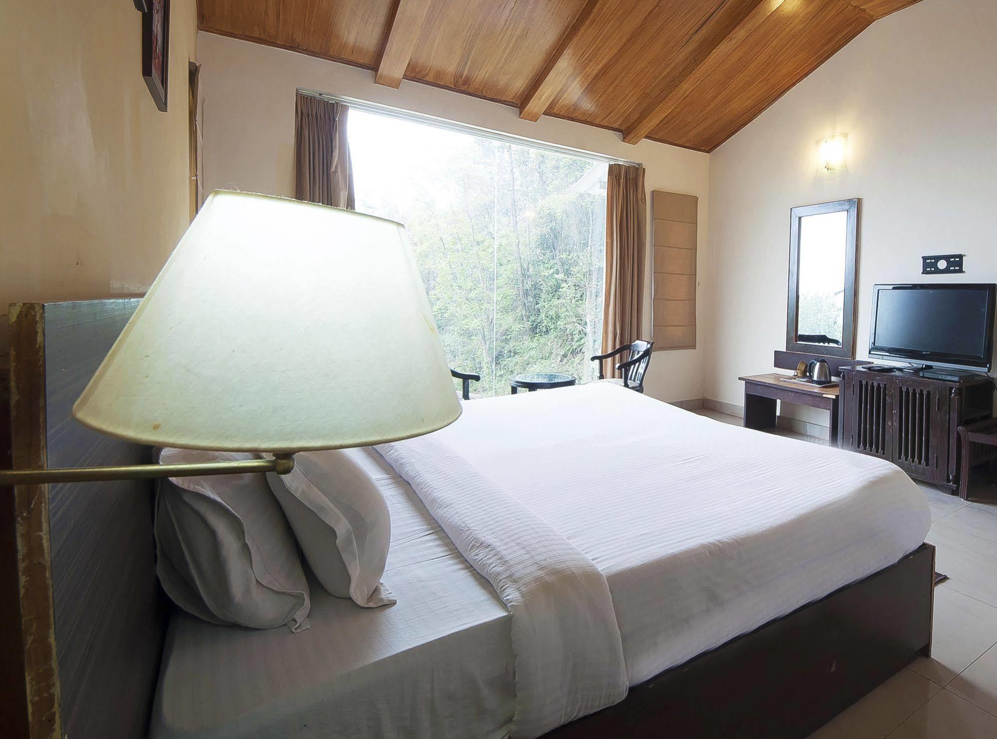 Natureraga Fernhill Resort Chail Eksteriør bilde